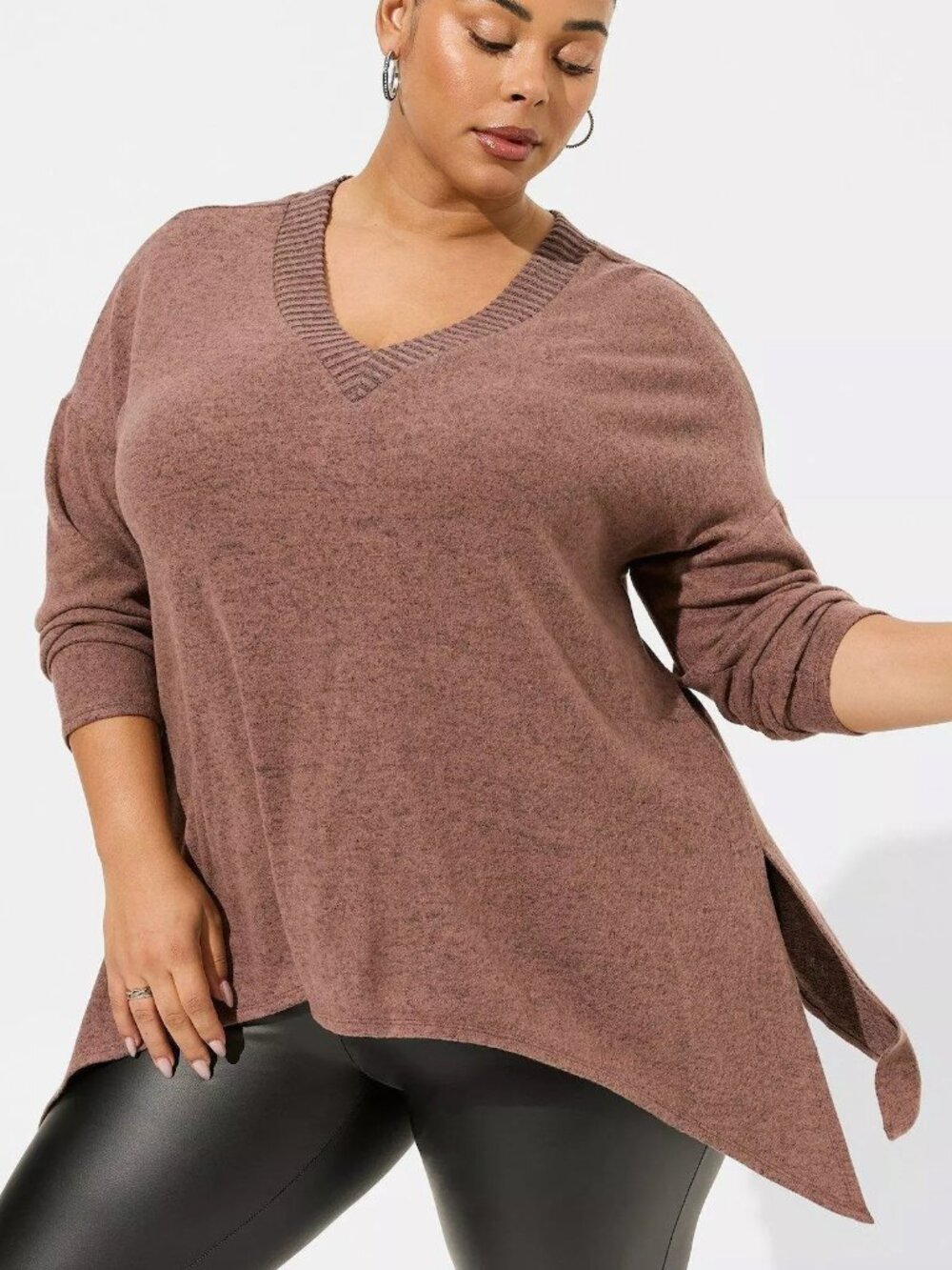 NEW NWT TORRID Plus Size Super Soft Plush V-Neck Hanky Hem Long Sleeve Top Brown